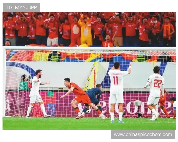 足球比赛中的定位球进攻与防守